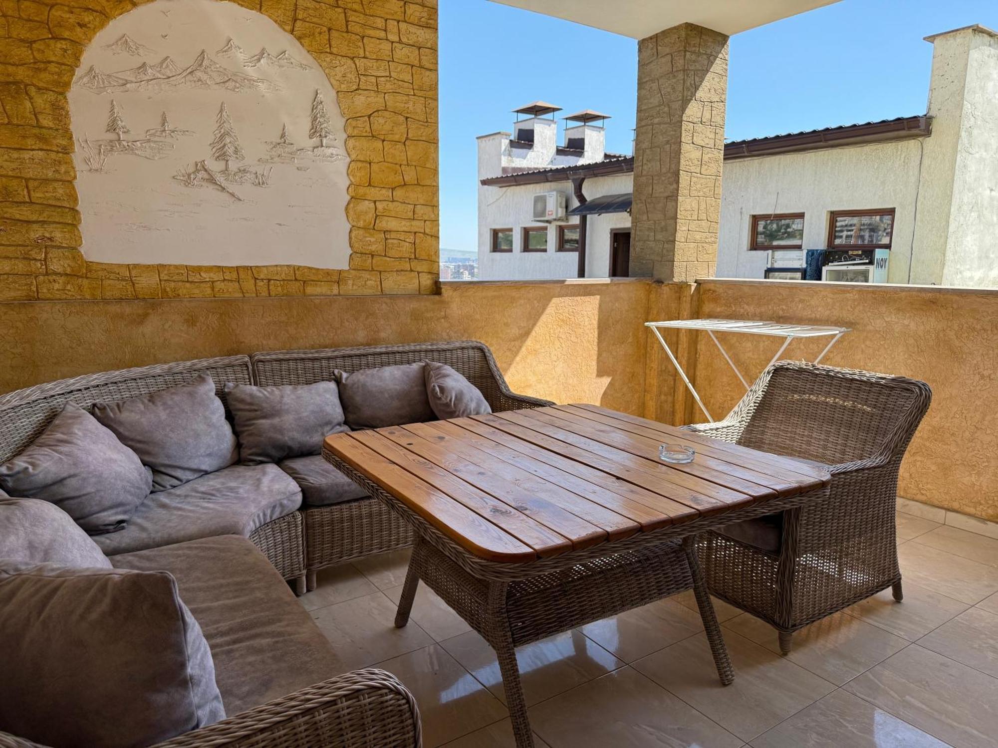 Stay Inn Apartments At Buzand 13 Street Erevan Esterno foto