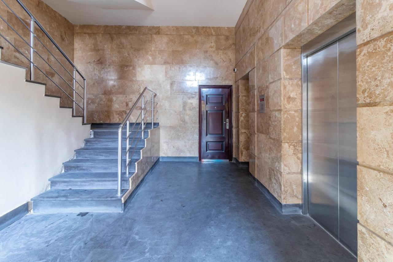 Stay Inn Apartments At Buzand 13 Street Erevan Esterno foto