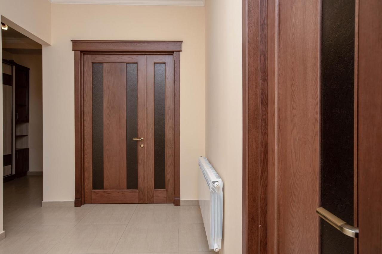 Stay Inn Apartments At Buzand 13 Street Erevan Esterno foto