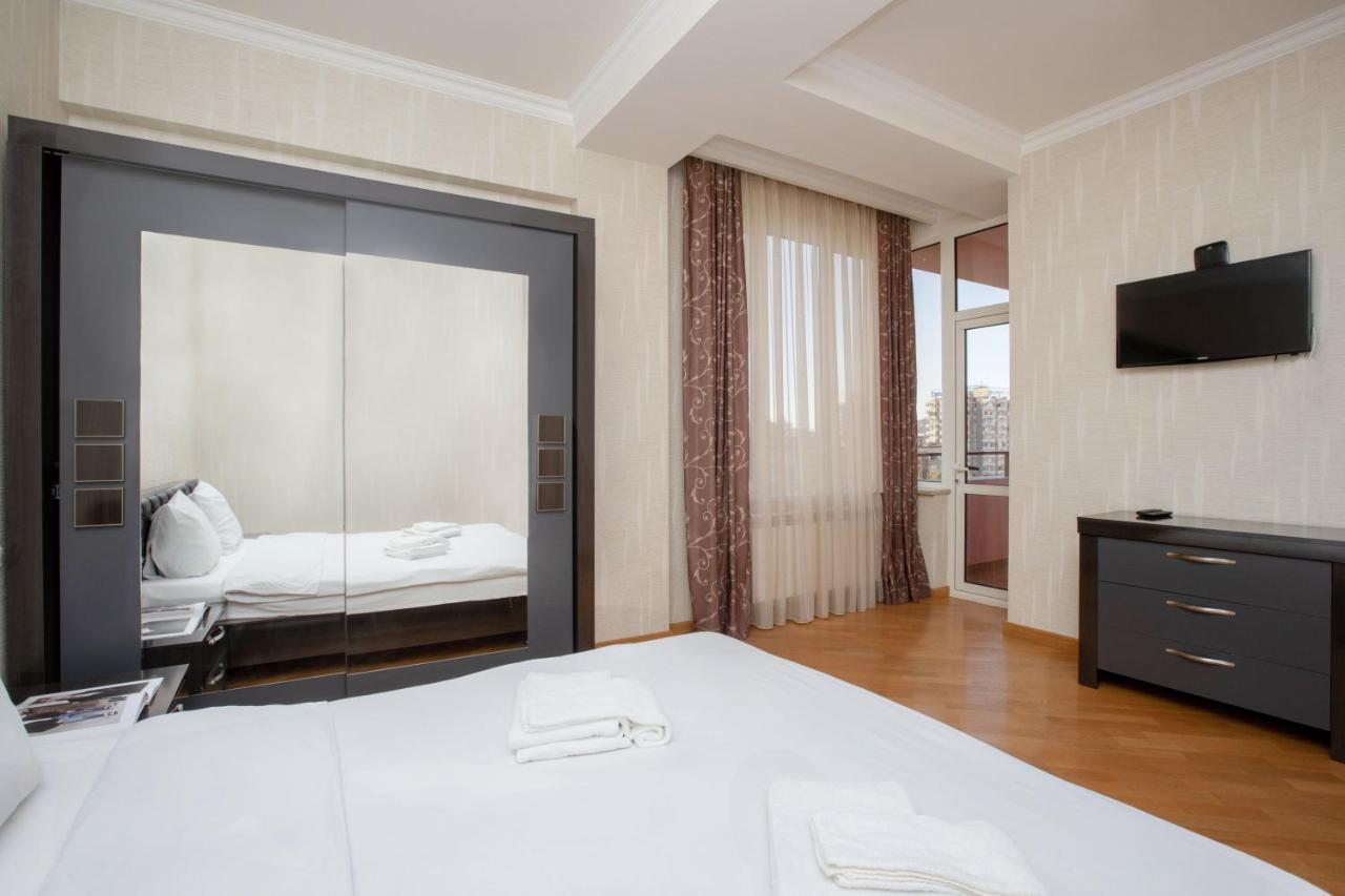 Stay Inn Apartments At Buzand 13 Street Erevan Esterno foto